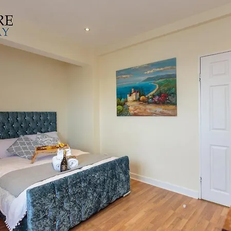 Stylish 3 Bedroom Apartment, Edimburgo Esterno foto