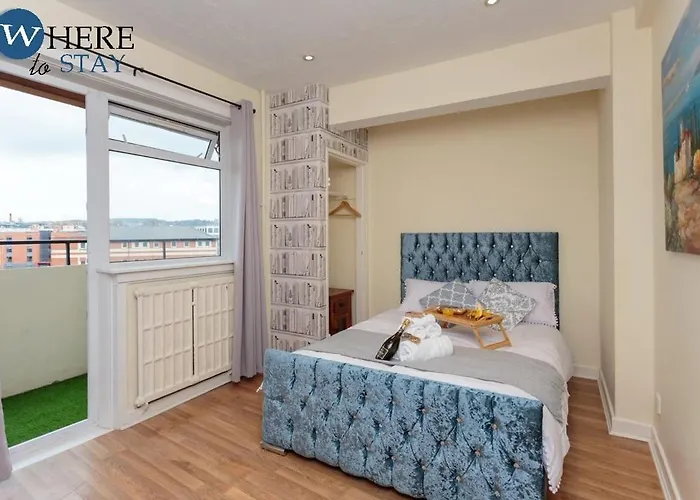 Stylish 3 Bedroom Apartment, Edinburgh